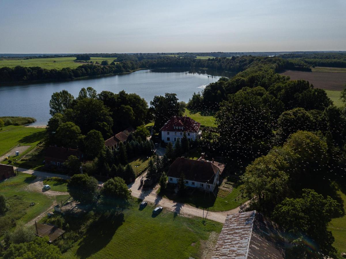 Palac Pozorty Badki Экстерьер фото