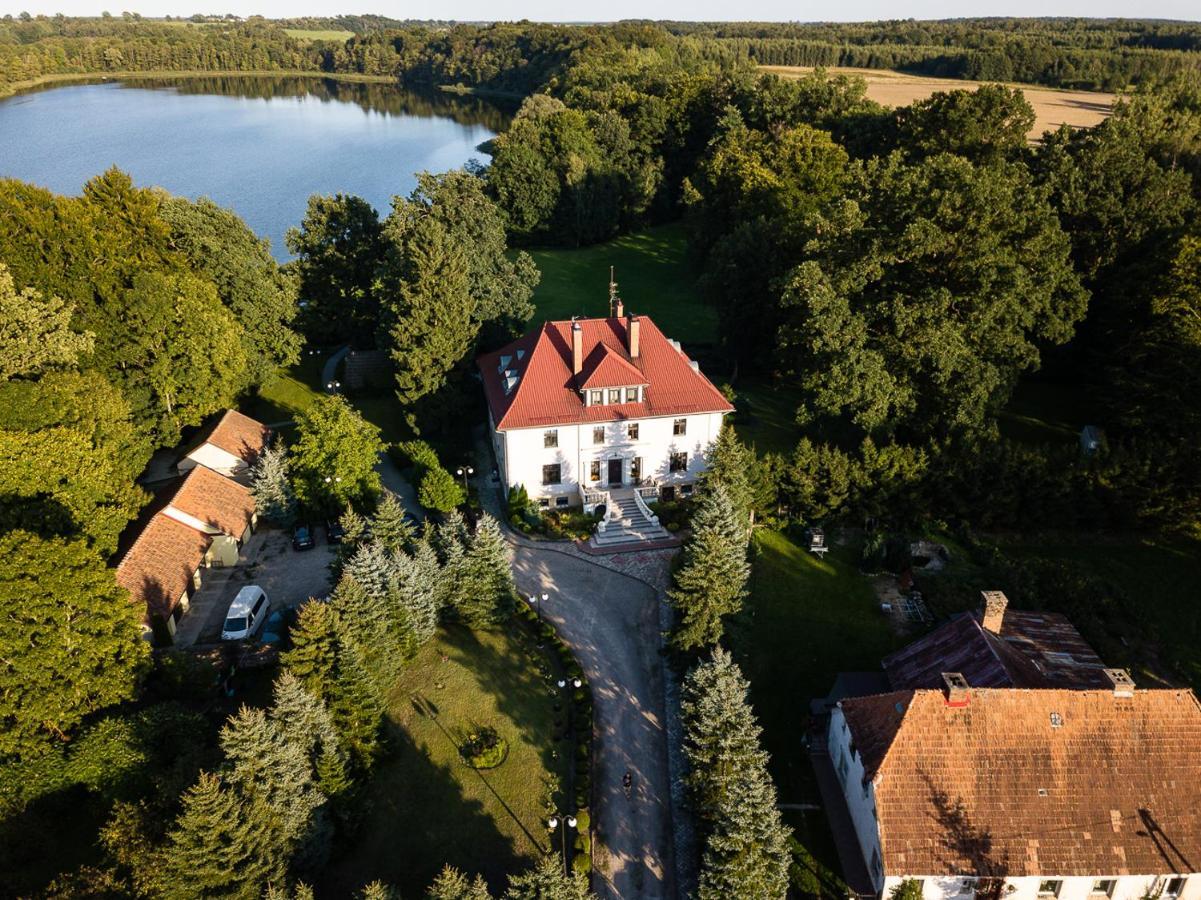 Palac Pozorty Badki Экстерьер фото